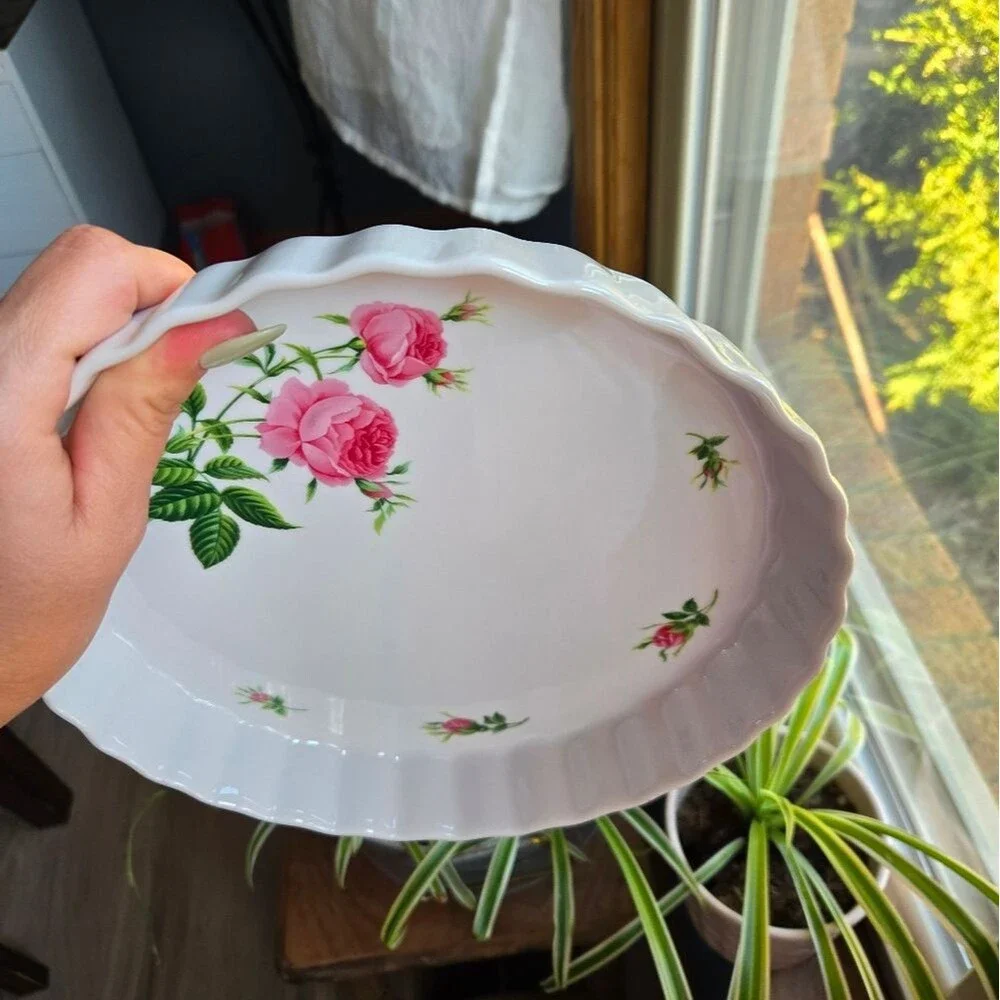 Vintage Oneida ROSE Porcelain Fluted Quiche Tart Dish 🌹